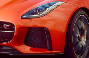 FTYPE_17MY_FTYPE_SVR_COUPE_POWERTRAIN_desktop_910x600_tcm141-206184_desktop_910x600