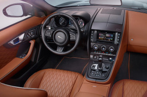 FTYPE_17MY_FTYPE_SVR_COUPE_PRESONALISATION_desktop_1366x425_tcm141-206186_desktop_910x600